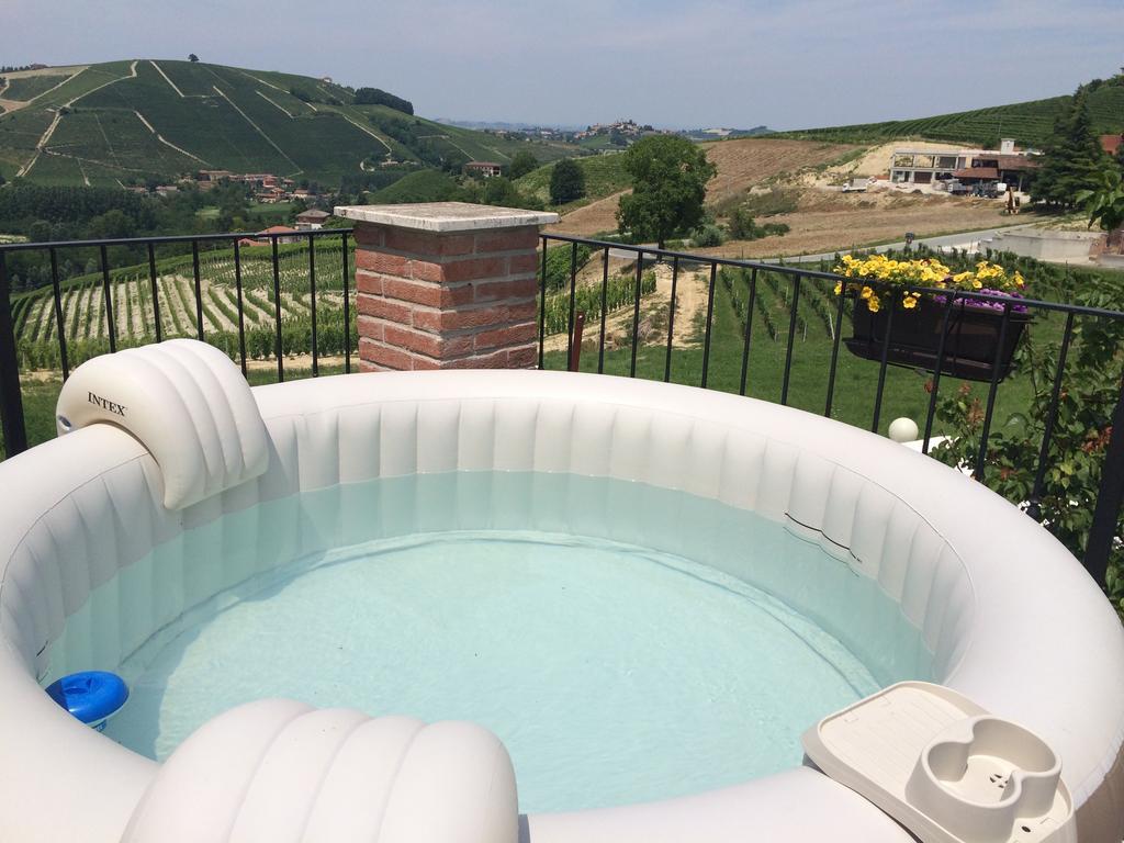 Bed and Breakfast La Terrazza Del Barbaresco Neviglie Exterior foto