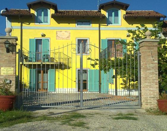Bed and Breakfast La Terrazza Del Barbaresco Neviglie Exterior foto