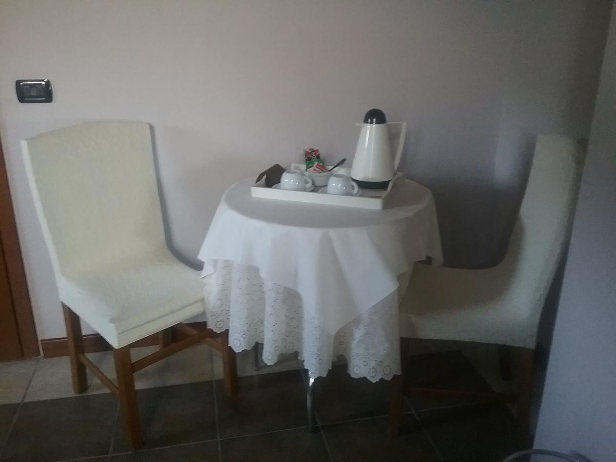 Bed and Breakfast La Terrazza Del Barbaresco Neviglie Exterior foto