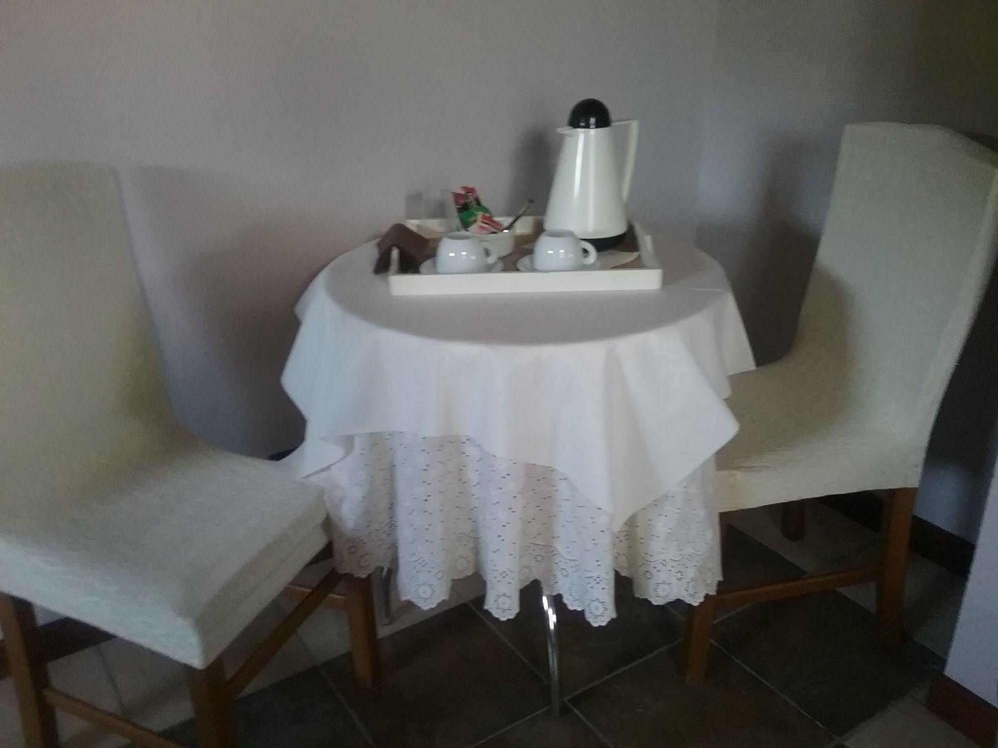 Bed and Breakfast La Terrazza Del Barbaresco Neviglie Exterior foto
